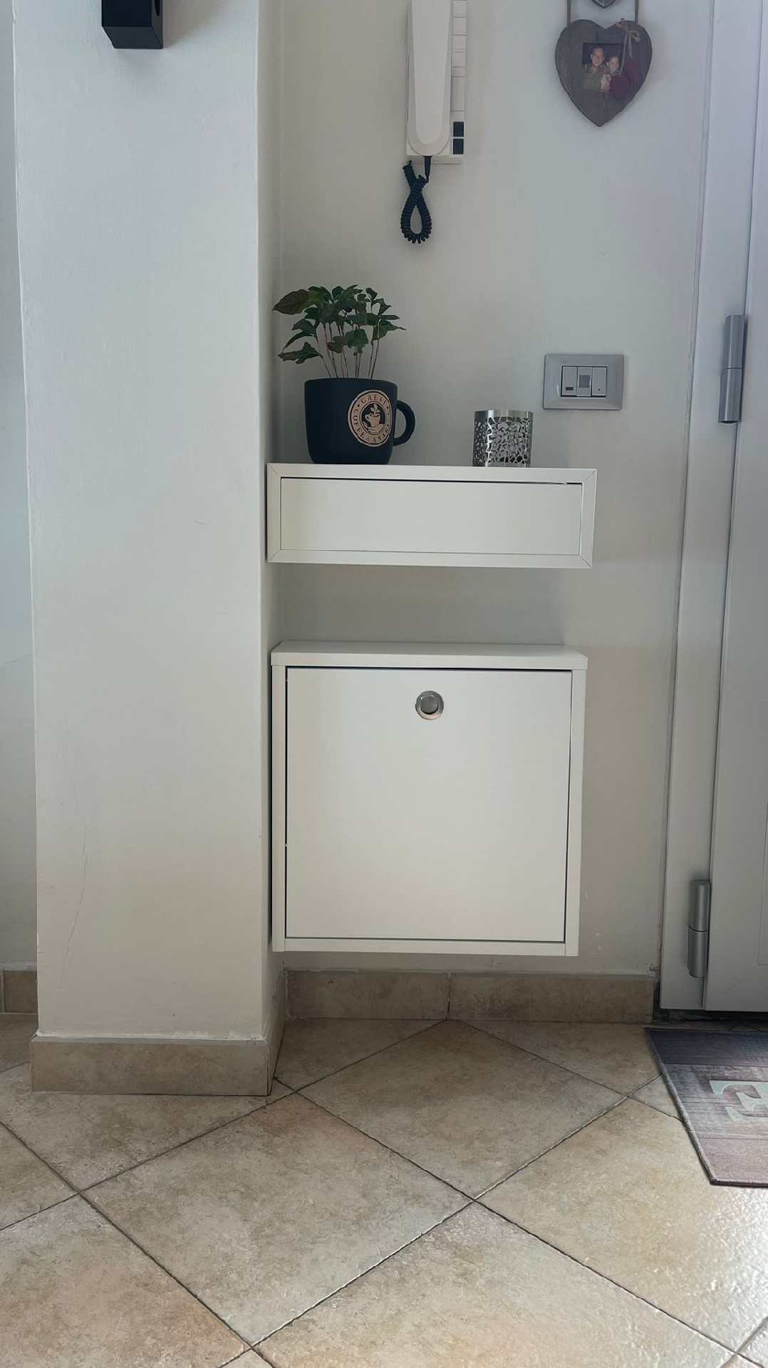 Scarpiera una ribalta in Bianco